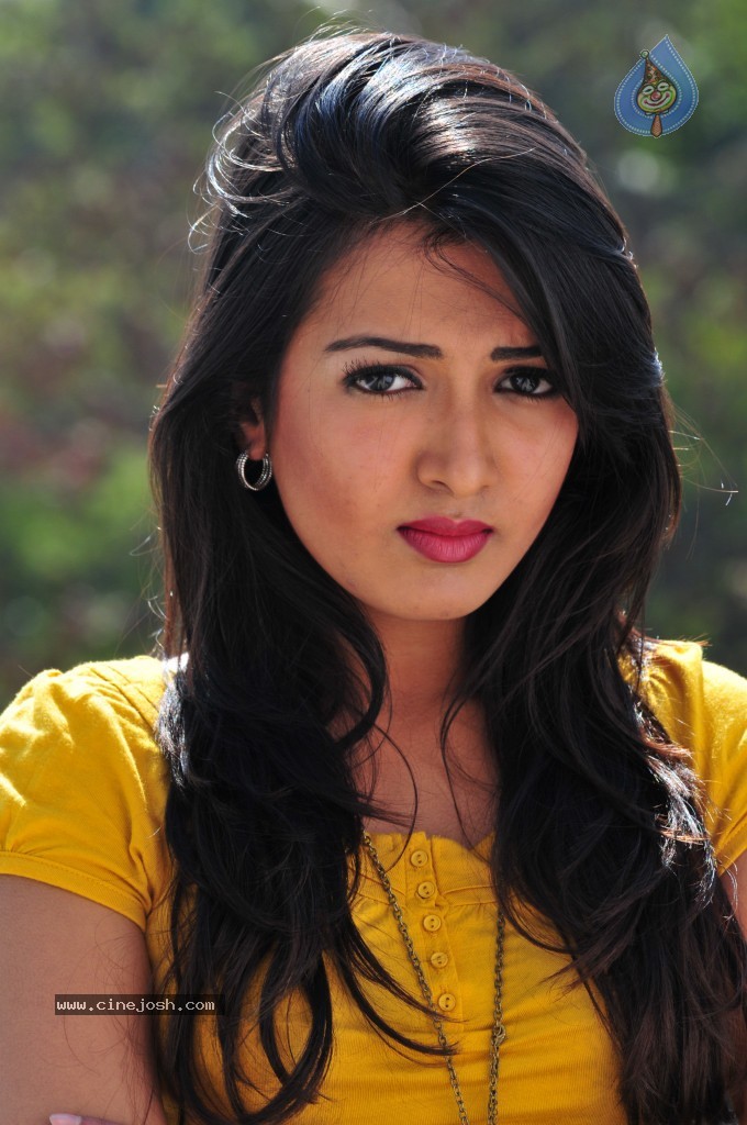 Catherine Tresa Stills - Photo 33 of 40 Catherine Tresa Stills - Photo 33 of 40