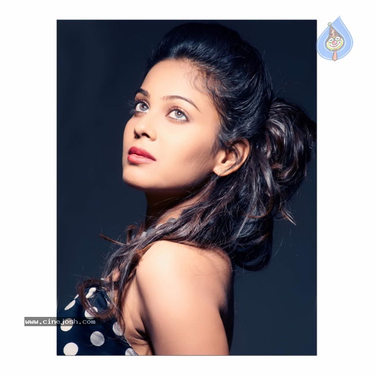 Chandini Hot Stills - 12 / 20 photos