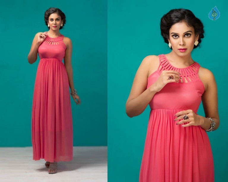 Chandini New Photos - 1 / 16 photos