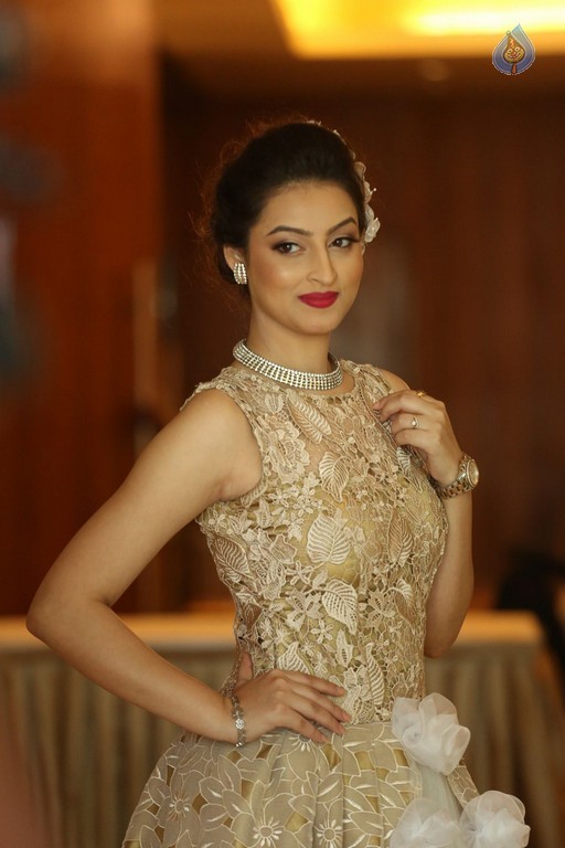 Chandini Sharma Latest Photos - 33 / 36 photos