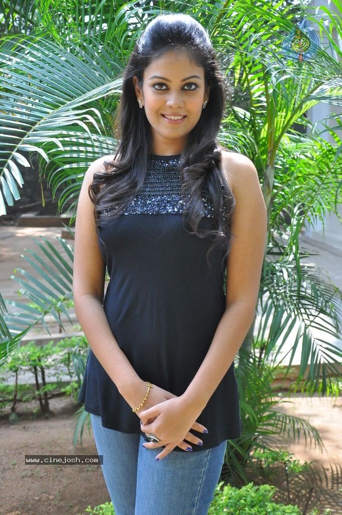 Chandini Stills - 6 / 76 photos