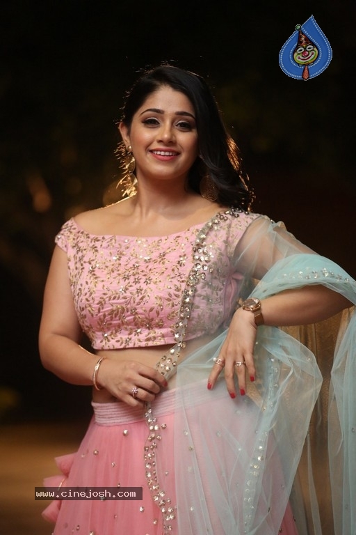 Chandni Bhagwanani Photos - 6 / 21 photos