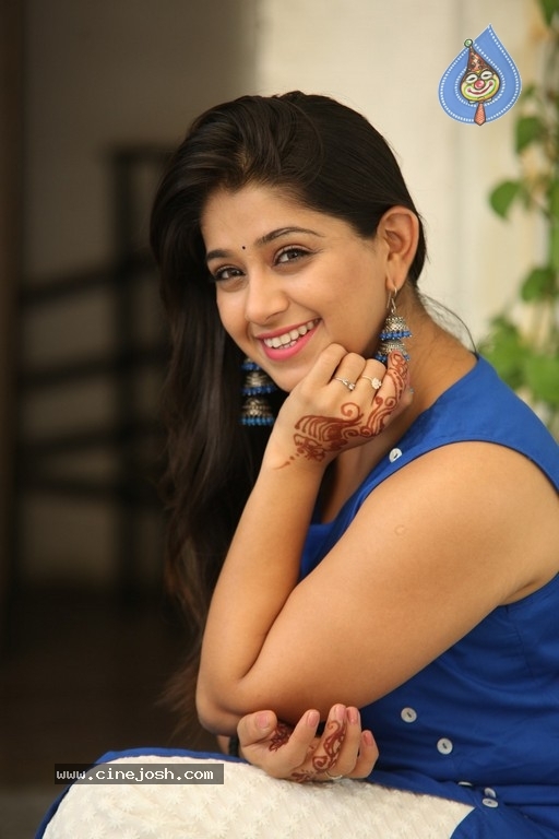 Chandni Bhagwanani Photos - 24 / 31 photos