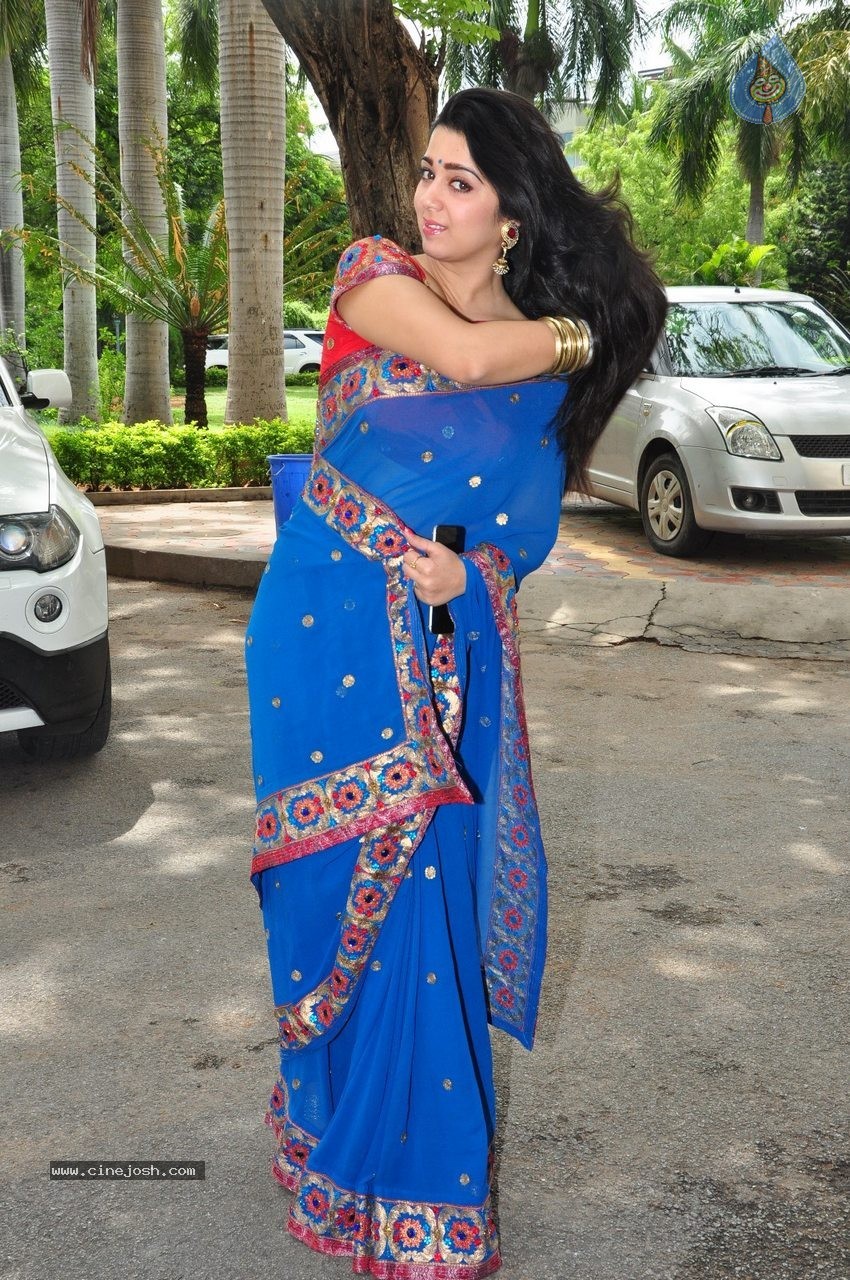 Charmi at Jyothi Lakshmi SM - 53 / 83 photos