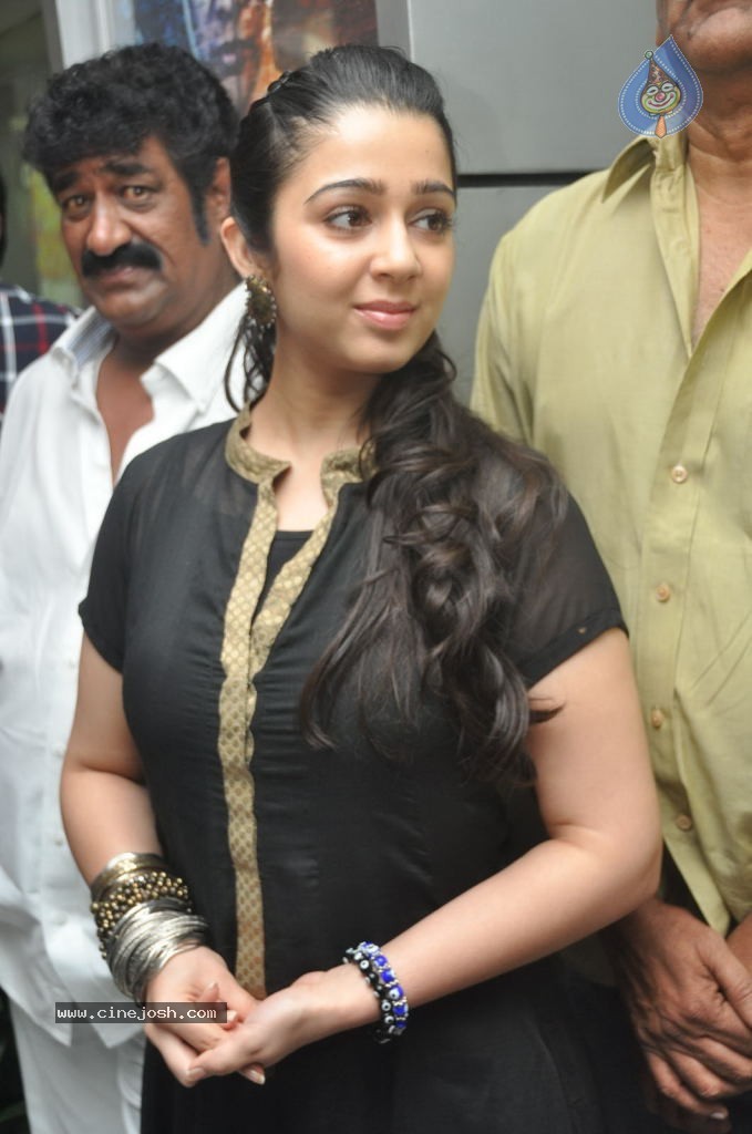 Charmi at Pratighatana Audio  - 67 / 75 photos