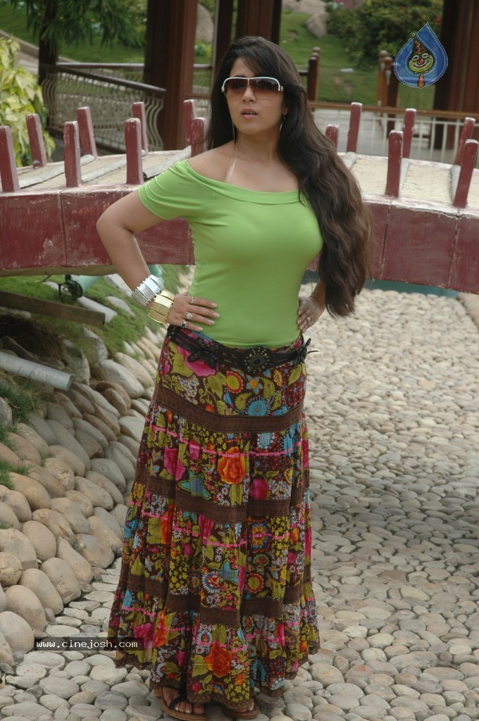 Charmi New Hot Gallery - 22 / 76 photos