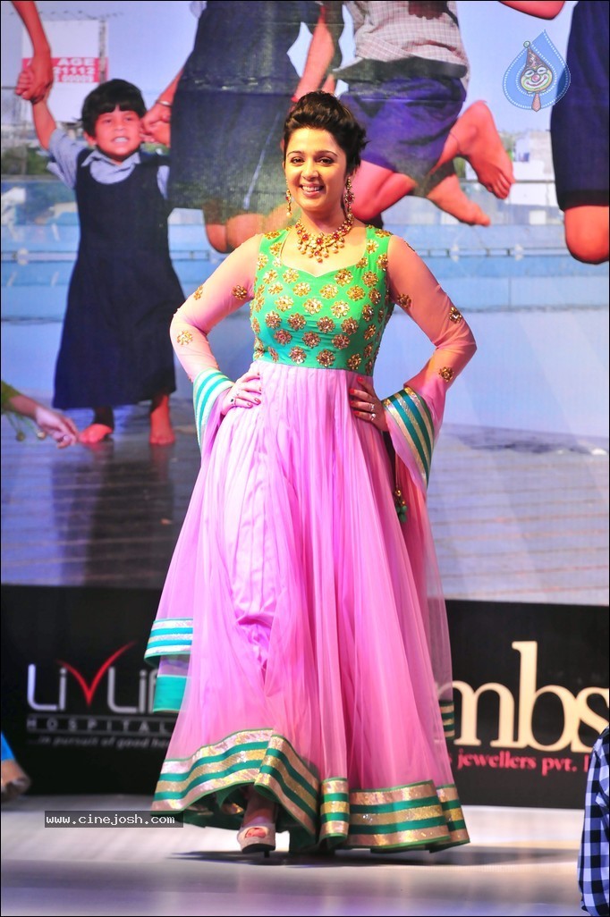 Charmi Ramp Walk Photos - 39 / 47 photos
