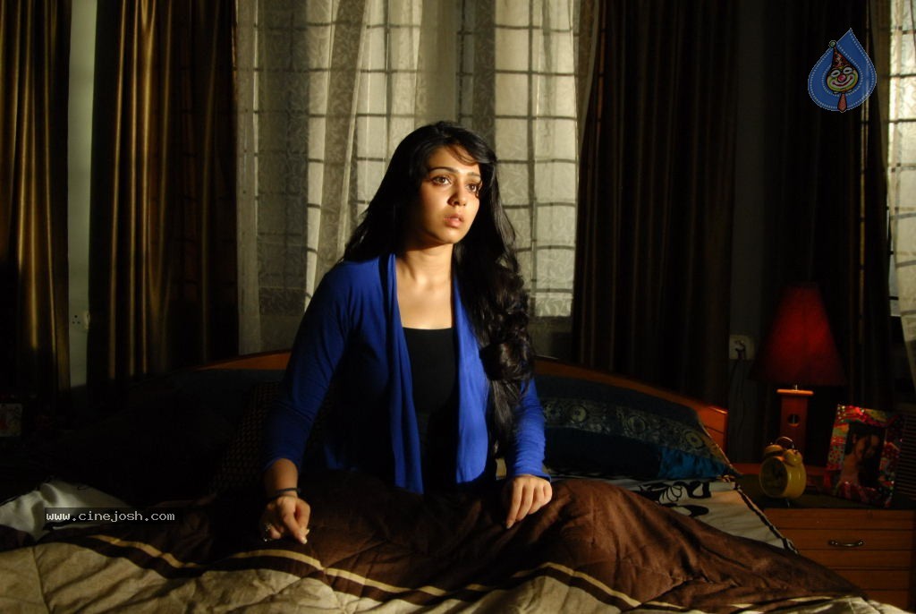 Charmi Stills - 11 / 27 photos
