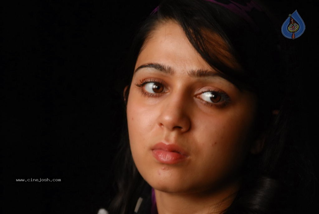 Charmi Stills - 12 / 27 photos
