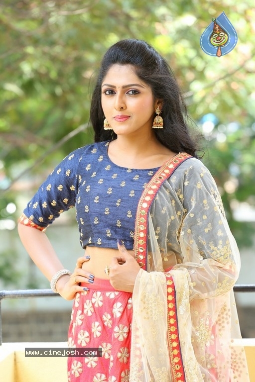 Cherishma Sri New Pics - 8 / 37 photos