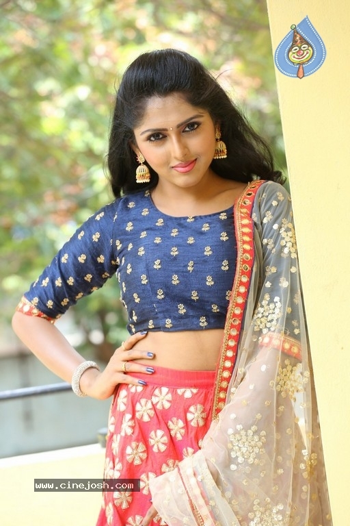 Cherishma Sri New Pics - 24 / 37 photos