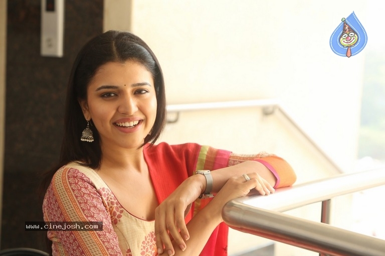 Chitra Shukla Latest Photos - 11 / 21 photos