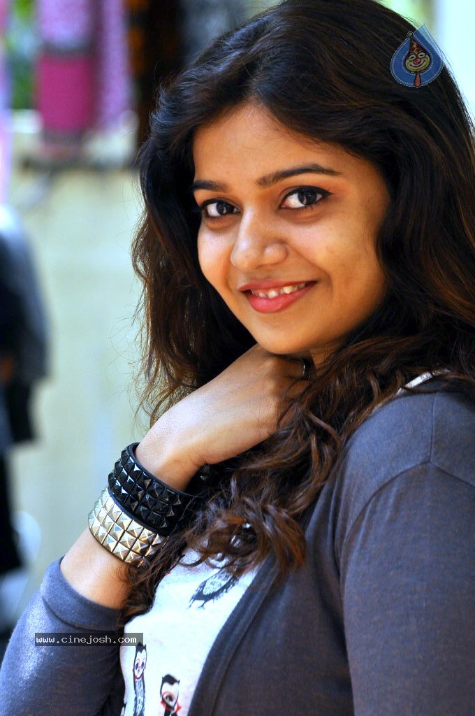 Colors Swathi Latest Gallery - 29 / 133 photos