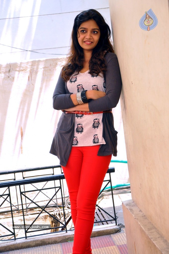 Colors Swathi Latest Gallery - 30 / 133 photos