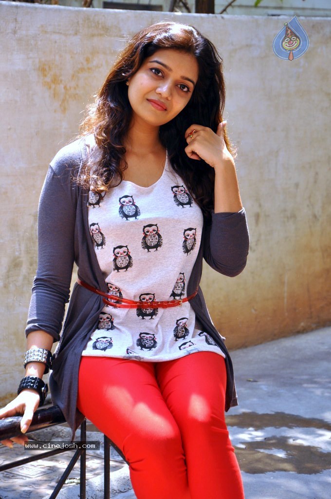 Colors Swathi Latest Gallery - 33 / 133 photos
