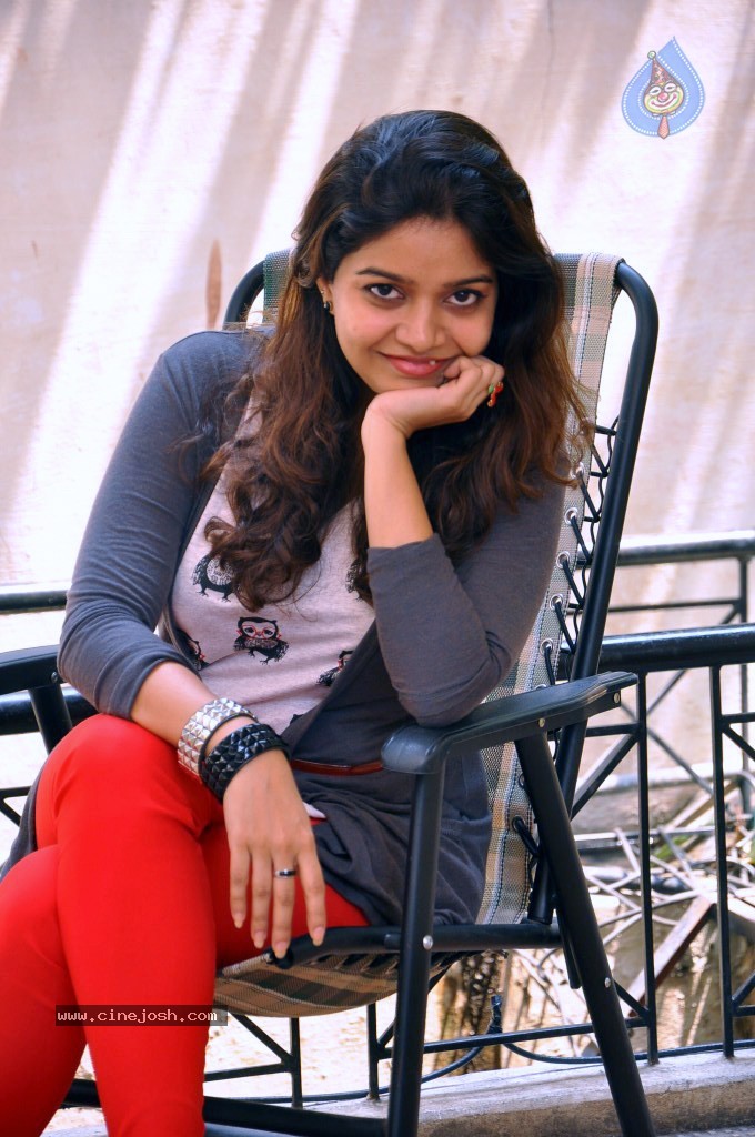 Colors Swathi Latest Gallery - 77 / 133 photos