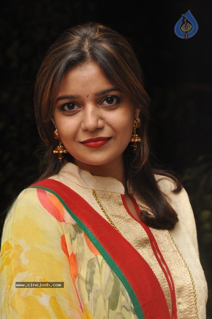 Colors Swathi Latest Photos - 27 / 77 photos