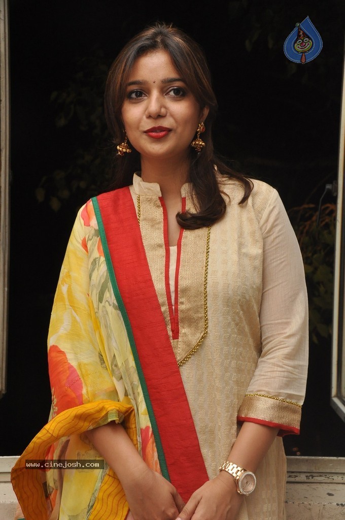 Colors Swathi Latest Photos - 34 / 77 photos