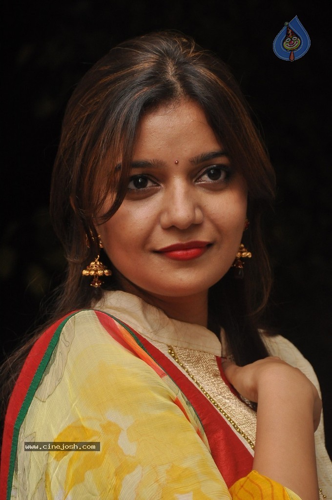 Colors Swathi Latest Photos - 41 / 77 photos