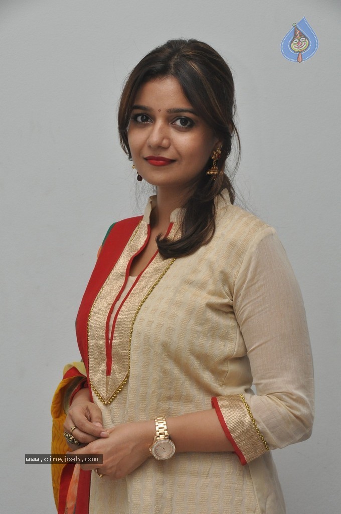 Colors Swathi Latest Photos - 74 / 77 photos