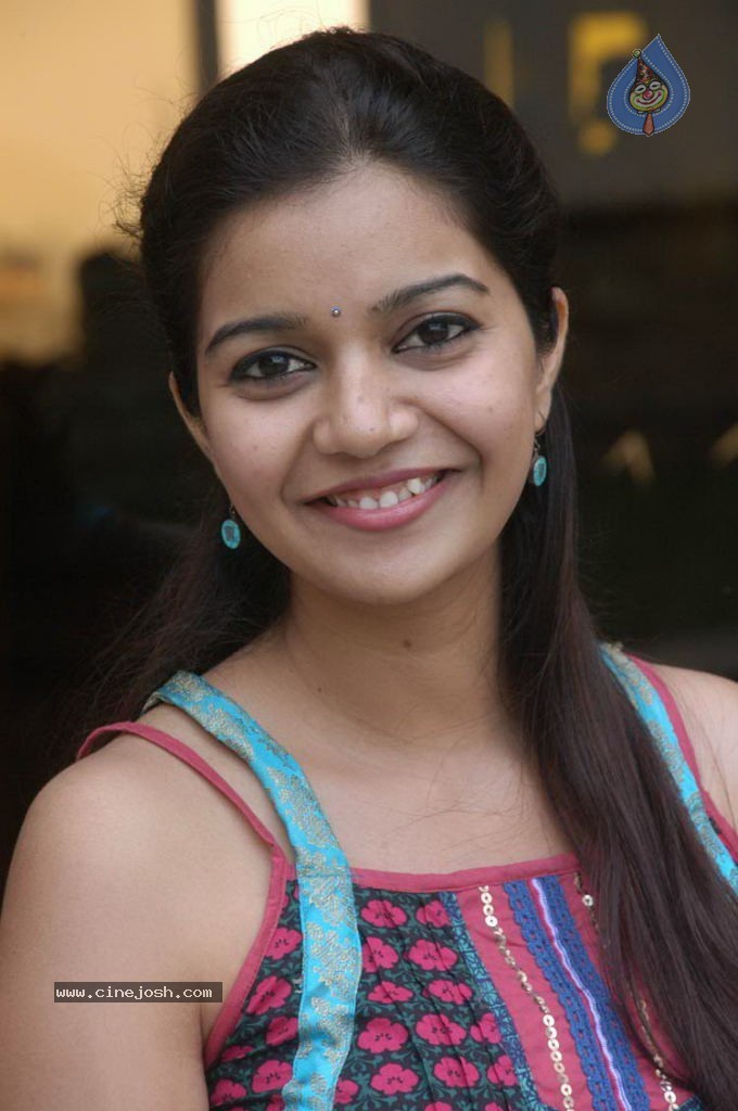 Colors Swathi New Stills - 38 / 46 photos