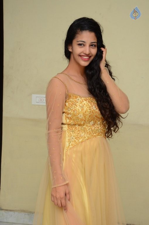 Daksha Nagarkar New Photos - 9 / 42 photos