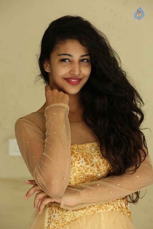 Daksha Nagarkar New Photos - 26 / 42 photos