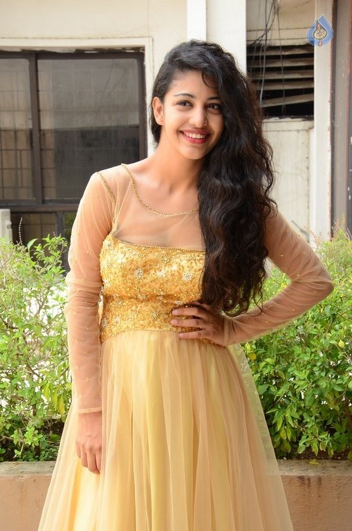 Daksha Nagarkar New Photos - 36 / 42 photos