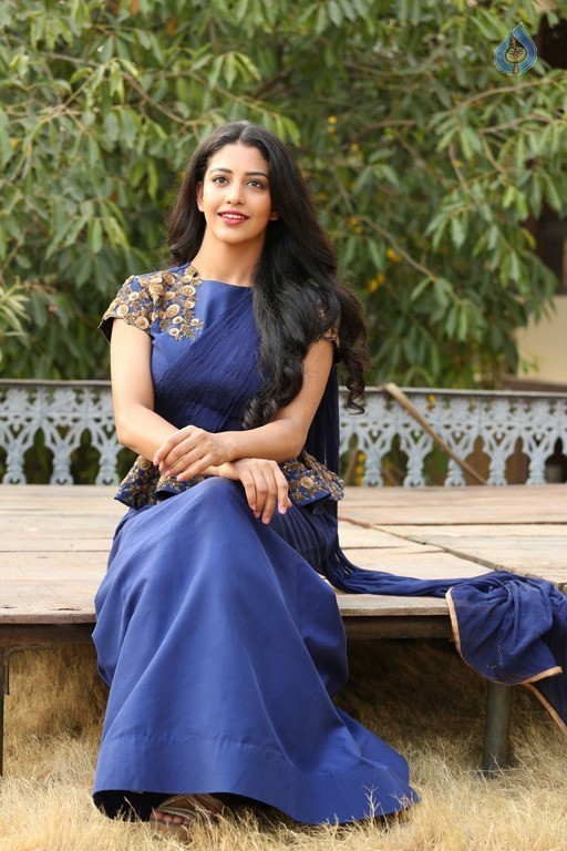 Daksha Nagarkar New Photos - 7 / 42 photos