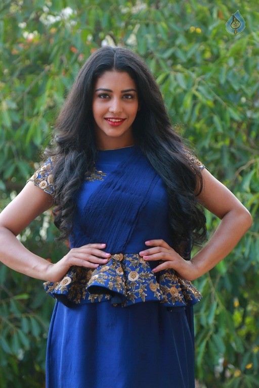 Daksha Nagarkar New Photos - 35 / 42 photos