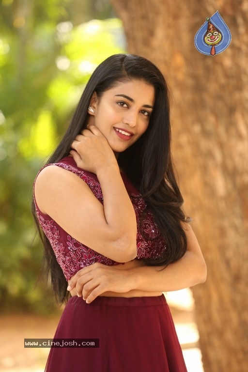 Daksha Nagarkar Photos - 17 / 25 photos