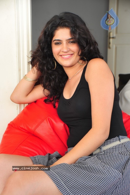 Deeksha New Gallery - 27 / 68 photos