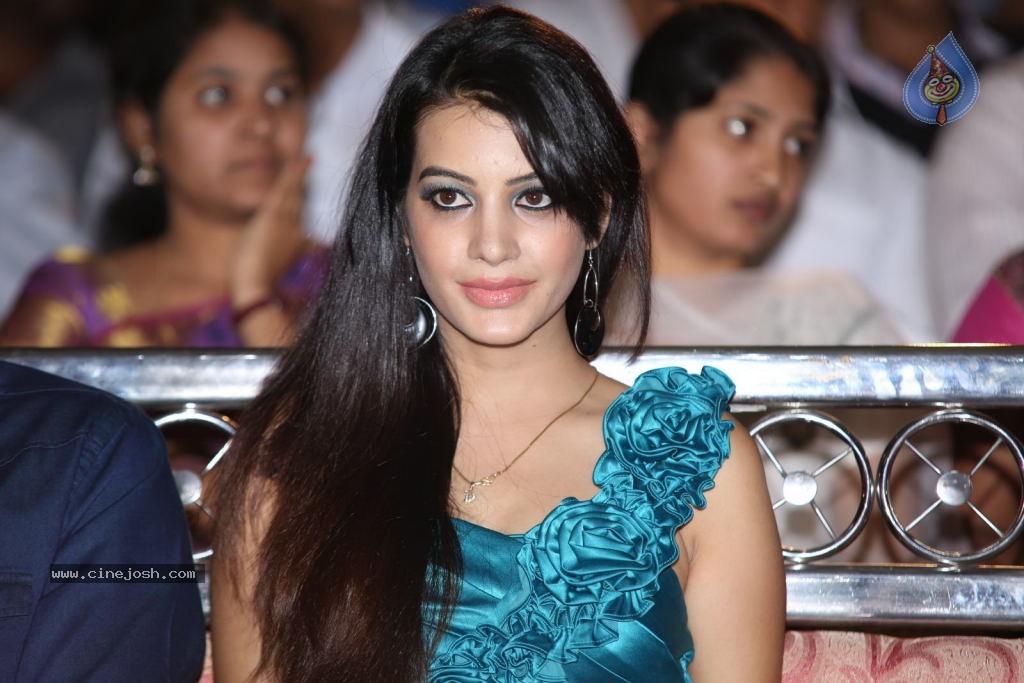 Deeksha Panth Hot Stills - 8 / 101 photos