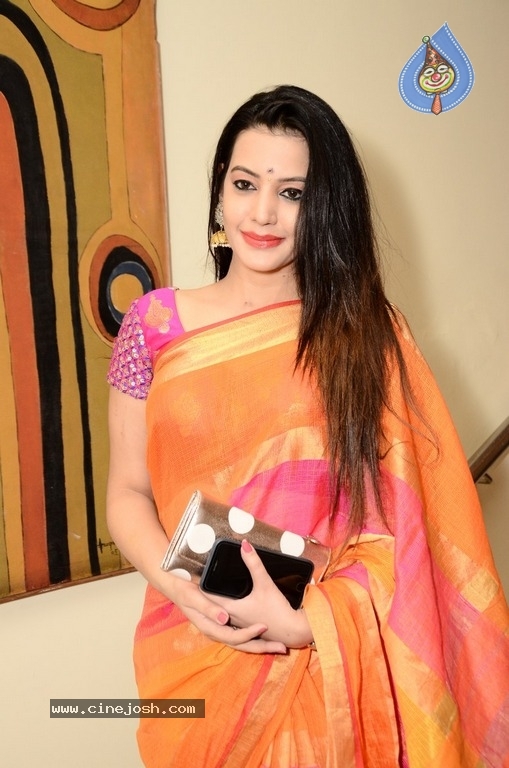Deeksha Panth Latest Stills - 18 / 19 photos