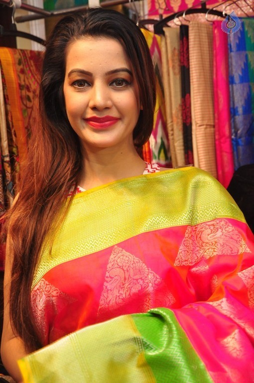 Deeksha Panth New Gallery - 13 / 42 photos