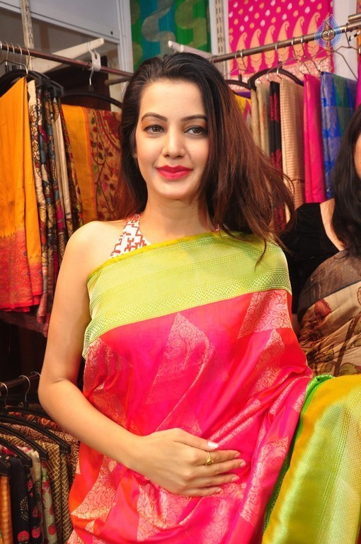 Deeksha Panth New Gallery - 32 / 42 photos