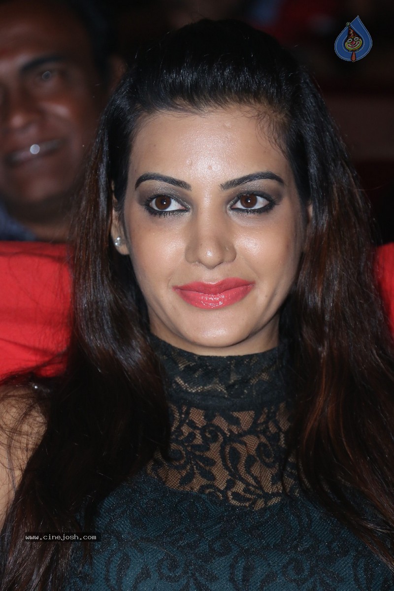 Deeksha Panth New Gallery - 35 / 43 photos