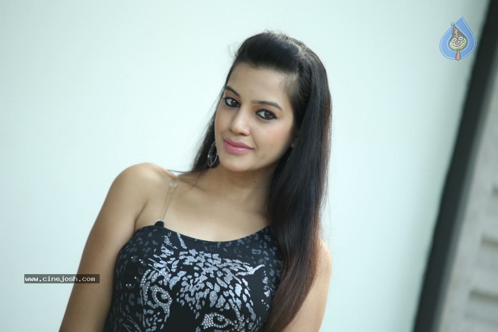 Deeksha Panth New Photos - 4 / 80 photos