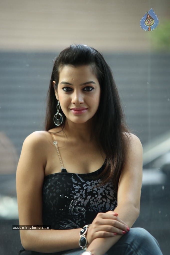 Deeksha Panth New Photos - 62 / 80 photos