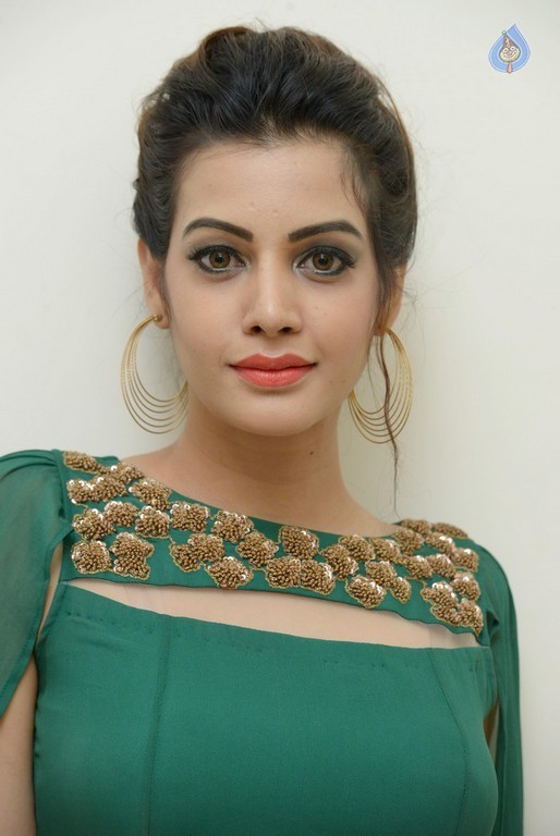 Deeksha Panth New Photos - 4 / 42 photos