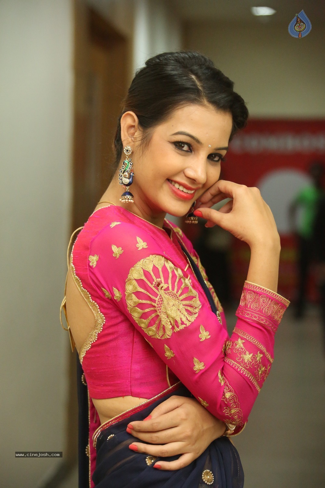 Deeksha Panth New Pics - 22 / 59 photos
