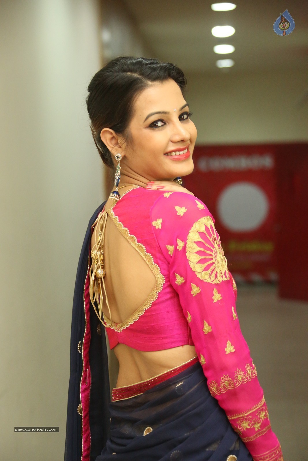 Deeksha Panth New Pics - 29 / 59 photos