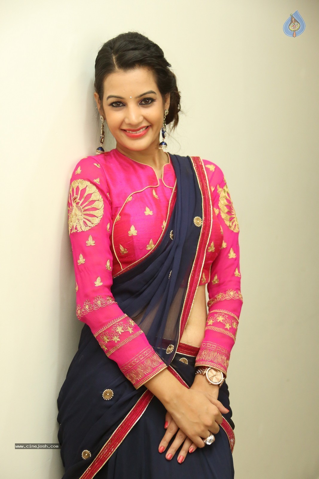 Deeksha Panth New Pics - 50 / 59 photos