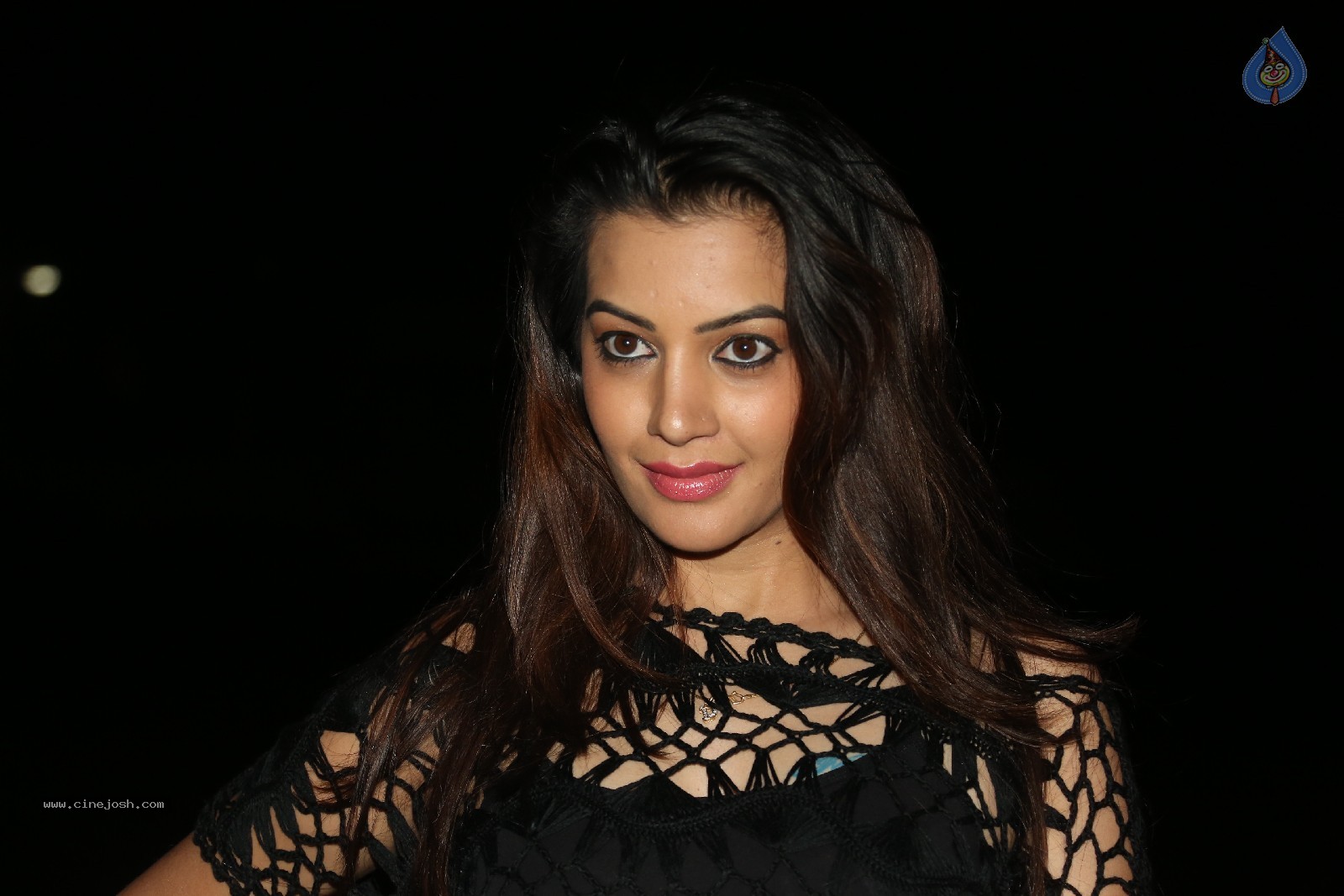 Deeksha Panth Stills - 43 / 48 photos