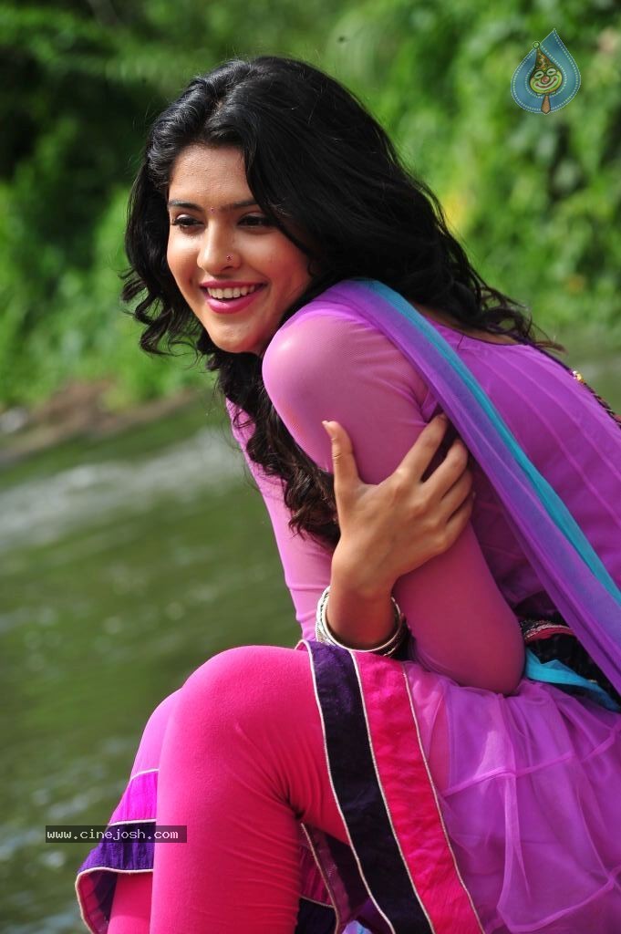 Deeksha Seth Latest Stills - 47 / 48 photos