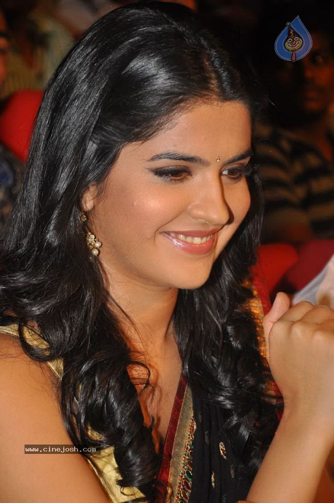 Deeksha Seth Latest Stills - 4 / 47 photos