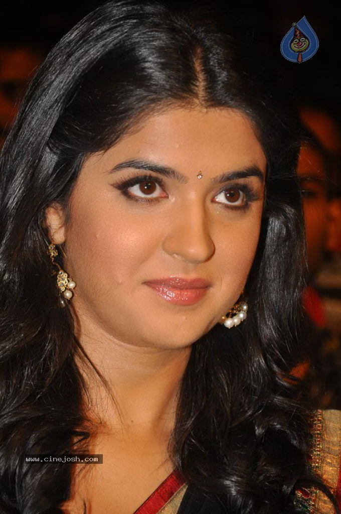 Deeksha Seth Latest Stills - 7 / 47 photos