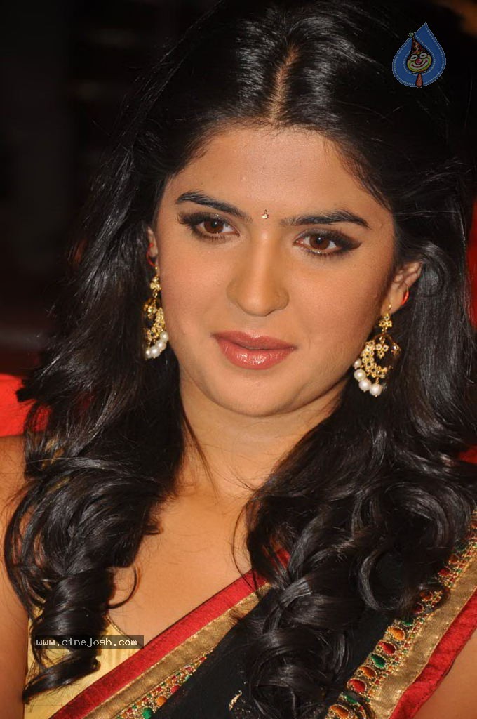 Deeksha Seth Latest Stills - 13 / 47 photos