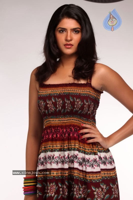 Deeksha Seth New Photos - 40 / 46 photos