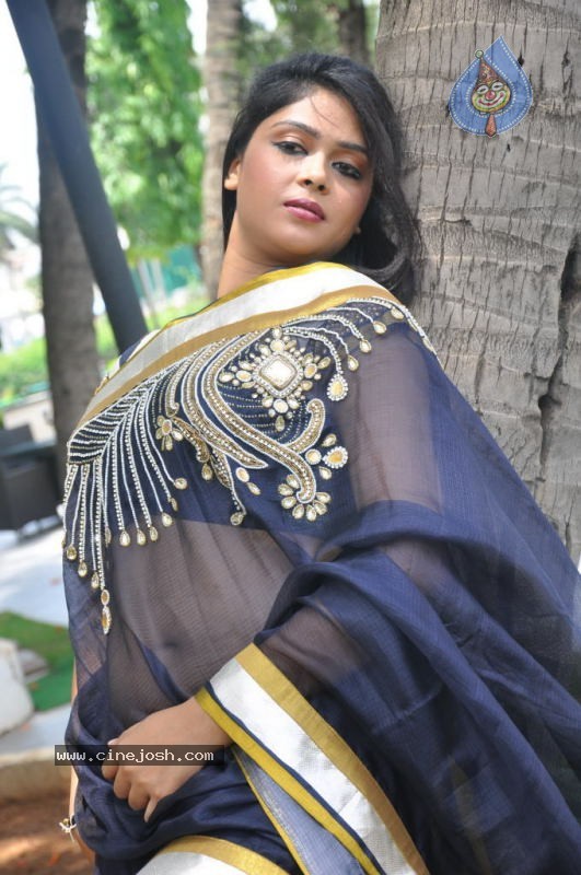 Deepa Hot Stills - 16 / 36 photos